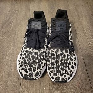 Adidas Swift Run sneakers